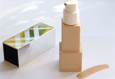 burberry face contour|Burberry bright glow foundation.